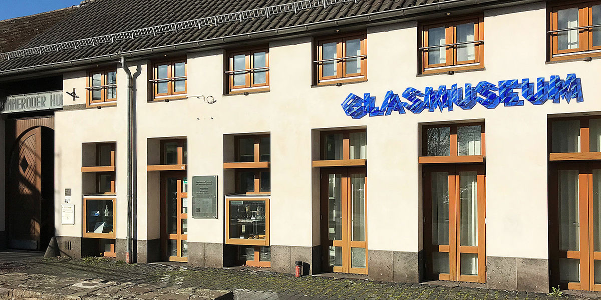Glasmuseum Rheinbach | logochair