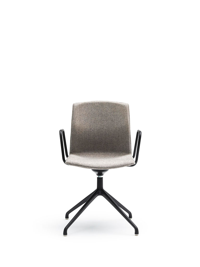 Kabi Swivel by AKABA | swivel chair | fully upholstered | fabric | with armrests