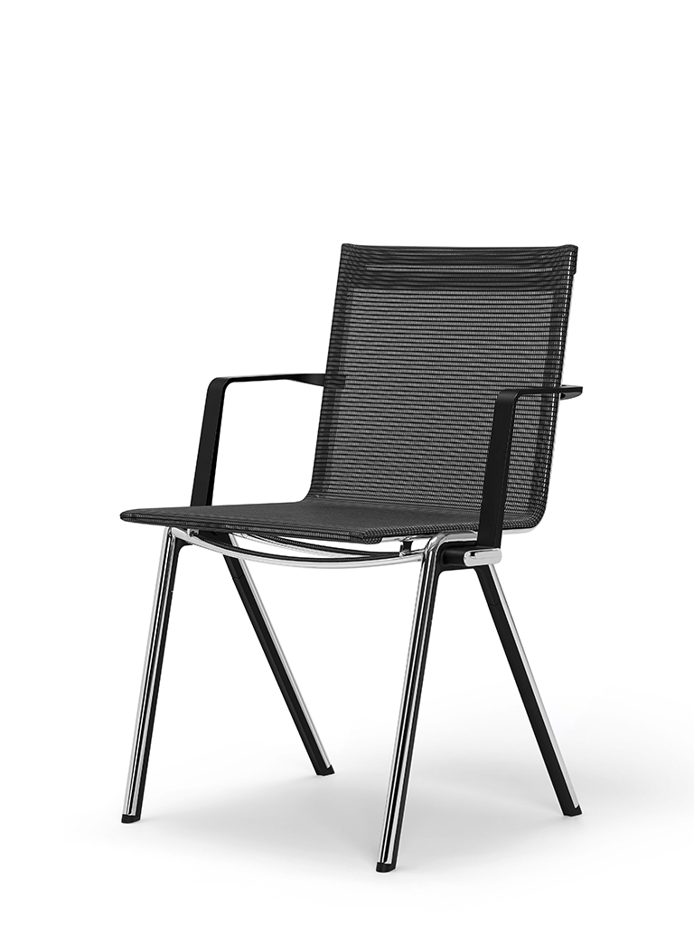 BLAQ chair mit Armlehne | durchgehende Sitz- und Rückenfläche | Basaltschwarz